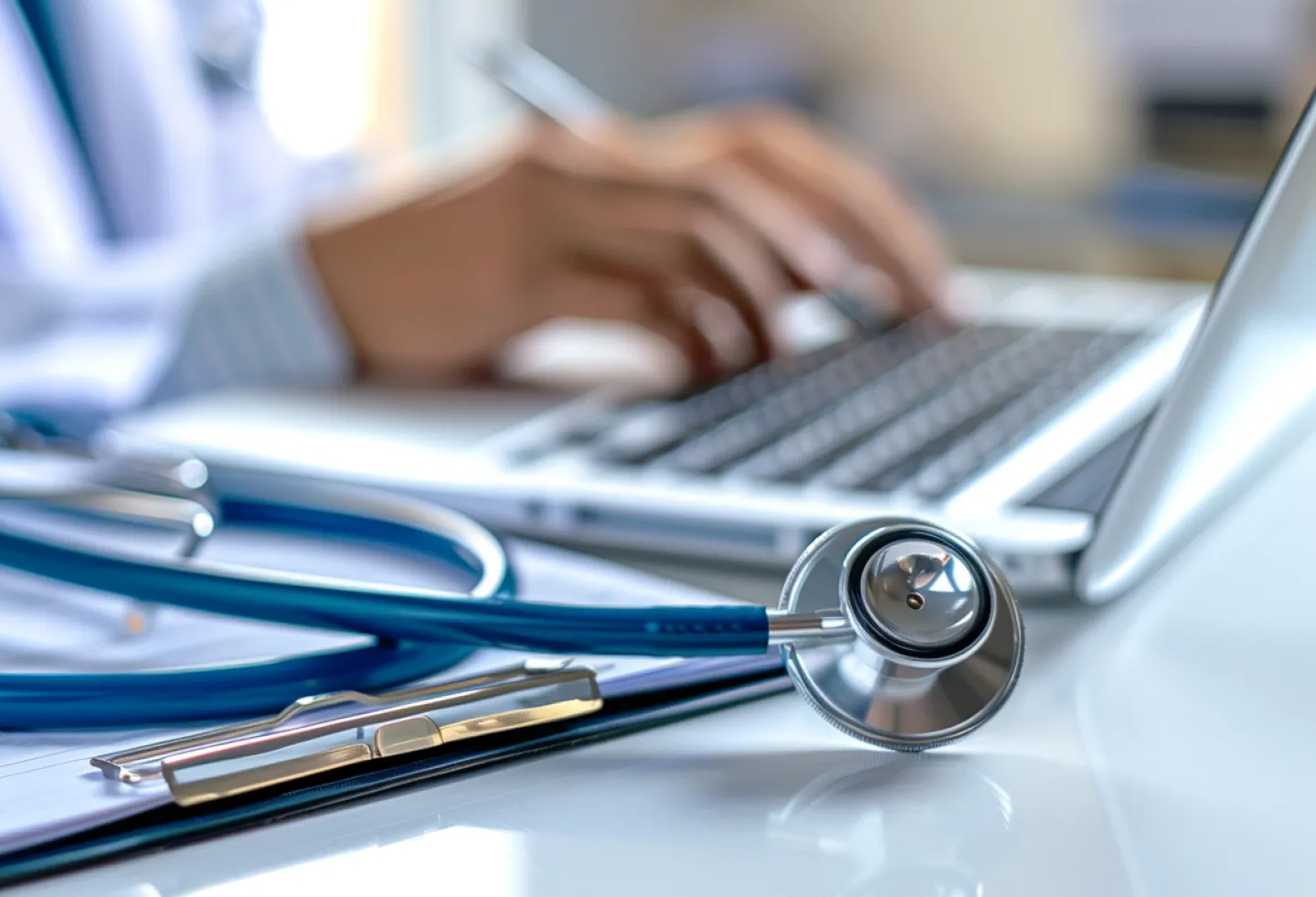 佐久市 クリニック、佐久市、小諸市、訪問診療、保険外診療、外来診療、オンライン診療